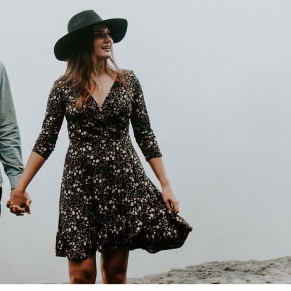 Wrap dress black floral